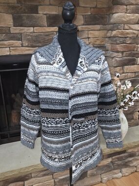 J Jill Cardigan Shall Collar Sweater With Safety Pin Closure. Size Petite Small.